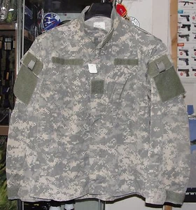 Veste US Army camouflage digital ArPat taille M-S Armée Américaine ACU jacket - Imagen 1 de 1
