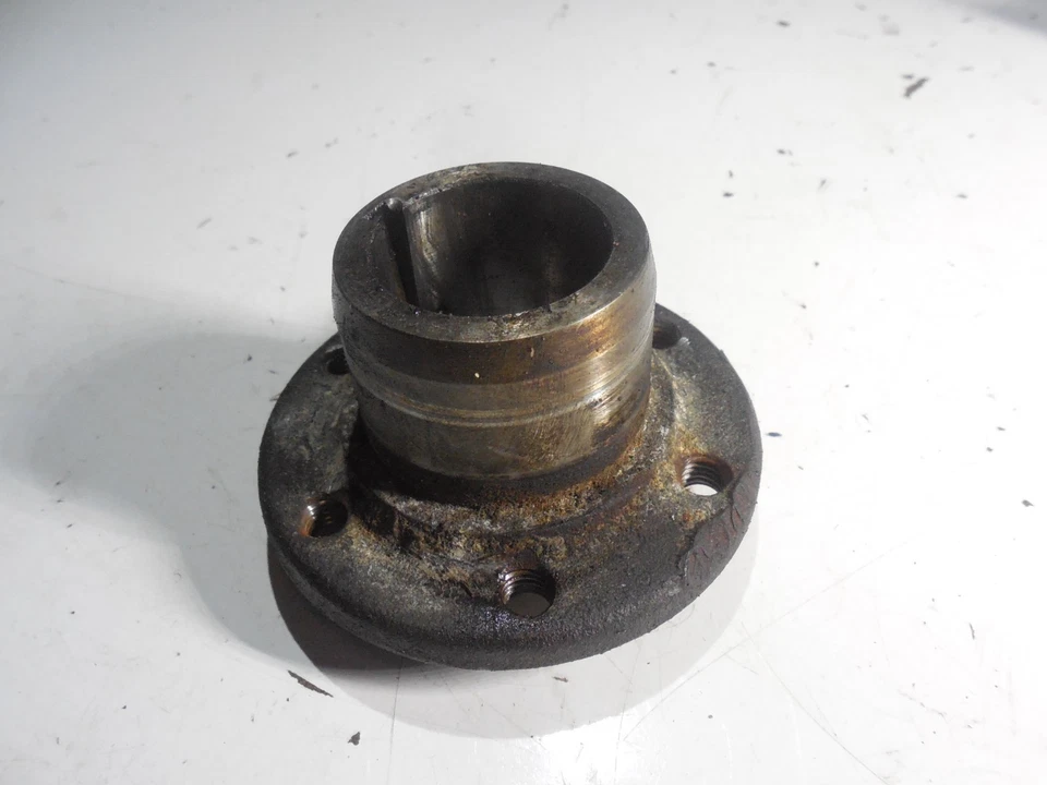 Engine Crankshaft Hub Flange End Crank 72-80 Mercedes Benz R107 450SL 450SLC - Image 1 of 4
