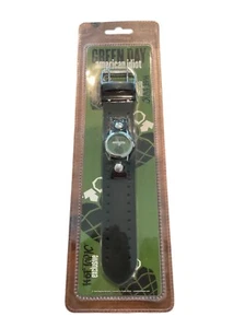 Green Day American Idiot Watch Hot Topic Exclusive 2004 Sealed - Picture 1 of 2