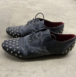 Zapatos negros planos con cordones Oxford con puño de hierro, góticos, punk, usados, talla 9 - Imagen 1 de 11