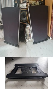 Pair of Quad ESL2905 Electrostatic Speakers + stands - Picture 1 of 5