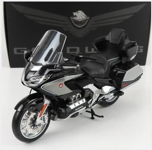 Lcd-Model Lcdm2104-Hgm Honda - Goldwing Gl 1800 2020 - Grey Met - 1/12 - Picture 1 of 2