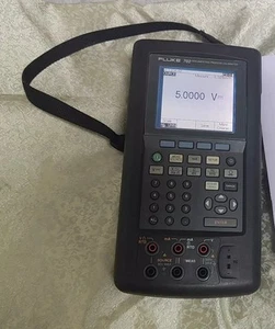 Fluke 702 Documenting Process Calibrator W /#Dmm - Picture 1 of 4