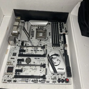 MSI Z170A XPower Gaming Titanium Edition LGA1151 (SI ACCENDE SENZA ULTERIORI TEST) - Foto 1 di 3