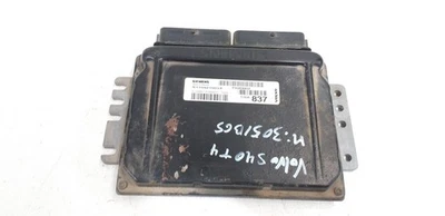 S110921003F centralina motore per VOLVO S40 I 1995 149070 - Immagine 1 di 4