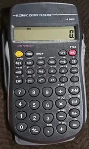 Calcolatrice Scientifica Elettronica (10 Cifre) Funzionante - Mini 5" -AL - Foto 1 di 3