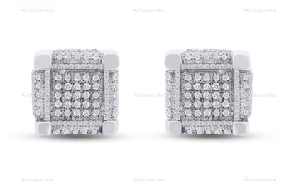 Aretes de plata de ley 925 con cubos de nieve de diamantes para hombre con respaldo de tornillo Foto 1 de 4