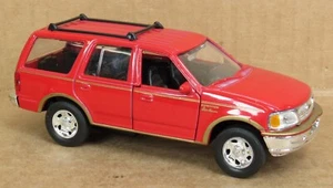 Welly Ford Expedition Eddie Baurer Edition (Red) DIE-CAST 1:32 NOS - Picture 1 of 3