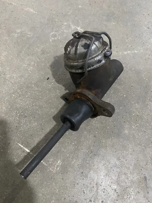 Genuine 1964 Corvette Delco Power Brake Master Cylinder 5464866 OEM - Image 1 of 4