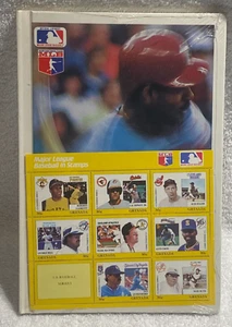 Roberto Clemente Vintage 1988 Major League Baseball in Stamps Book, Stamp SEALED - Picture 1 of 3