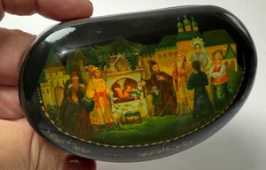 Vintage Black Lacquer Russian Hand Painted Box Fairy Tale Magical Squirrel Tsar - Picture 1 of 8