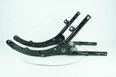 11 Harley Touring Street Glide Screamin Eagle Submarco trasero Submarco Riel trasero Foto 1 de 4