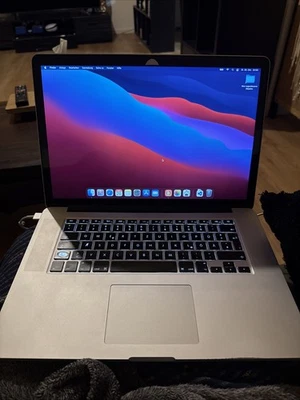 MacBook Pro 15” Retina (Ende 2013) – i7 / 16 GB RAM / 512 GB SSD - Bild 1 von 3