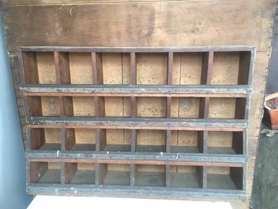 Antiguo gabinete de madera primitivo cubby tienda general raro Foto 1 de 4