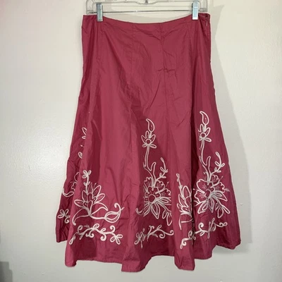 Falda Allison Taylor Talla 10 Rosa Algodón Bordada Midi Floral Campesina Occidental Foto 1 de 4