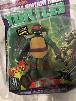 Teenage Mutant Ninja Turtles 2012 Battle Shell Raphael w/protective case  - Image 1 of 4
