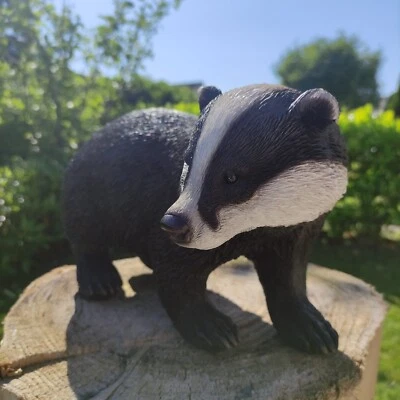 Vivid Arts Highly Detailed Woodland Badger Garden Decoration - Image 1 of 4