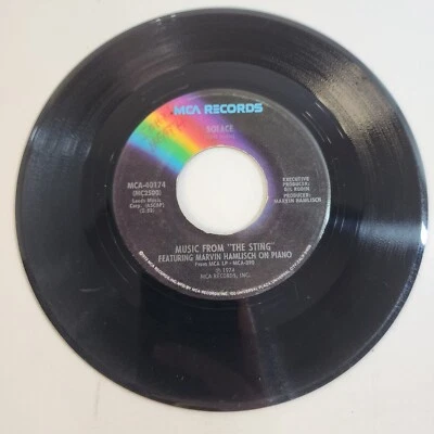 Music From "The Sting" on MCA Records The Entertainer / Solace 45 RPM Foto 1 de 4