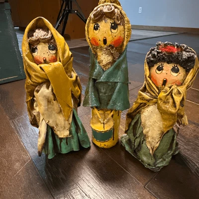 Vintage handmade paper mache Christmas carolers set of 3 collector old grandma - Image 1 of 4