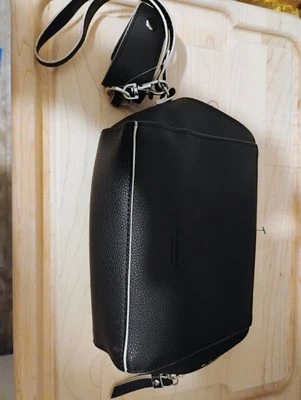 Bolsa tote feminina Isaac Mizrahi pequena preta - Imagem 1 de 4