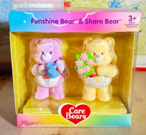Neu im Karton Care Bears beflockte Figuren, MISMARKED Error Box Funshine Cheer Bear, 2,5 Zoll - Bild 1 von 5