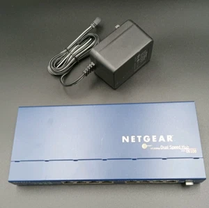NetGear Dual Speed 10/100Mbps Ethernet Hub 8-Port DS108 w/ AC Adapter - USED - Zdjęcie 1 z 7