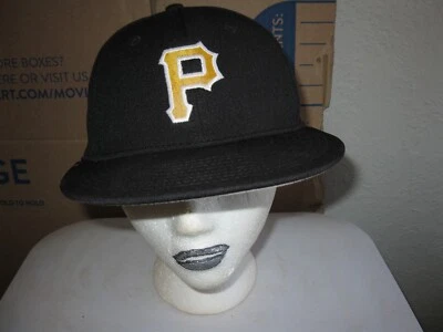 Pittsburgh Pirates Hat cap fitted sm # 21 & Card - Pin Collectable 2 items - Image 1 of 4