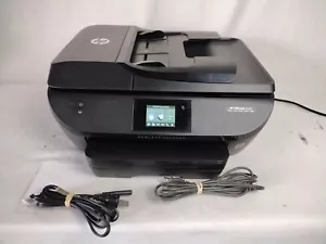 Impresora de inyección de tinta inalámbrica todo en uno HP Officejet 5740 cuenta de páginas 26 con CD. Probado - Imagen 1 de 9