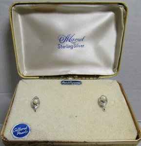 Vintage Jewelry - MARVEL Cultured Pearl & Sterling Silver Screw-Back Earrings - Picture 1 of 4