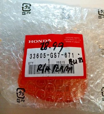 HONDA R/H REAR TURN SIGNAL LENS #33605-GS7-671 FITS ELITE 50's 88-2001 E-1 - Image 1 of 2