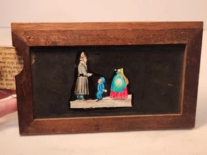 Antigua linterna mágica alemana diapositiva mecánica - niño travieso lanza bola de nieve a dama - Imagen 1 de 4