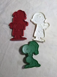 Vintage 1950s Cookie Cutters PEANUTS Charlie Brown, Linus & Snoopy 3 piece - Picture 1 of 7