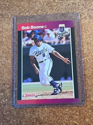 1989 Donruss Baseball Traded # T-5 Bob Boone - Image 1 of 2