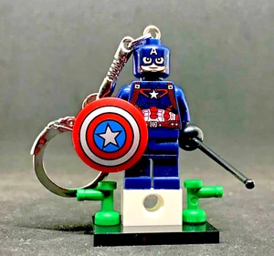 LEGO KEYCHAIN © AVENGERS HERO CAPTAIN AMERICA IN A LOVELY BOX - THE GIFT 🎁 - - Picture 1 of 5