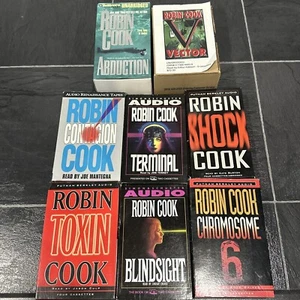 Robin Cook Lot of 8 Mystery Thrillers Cassette Audio Books - Picture 1 of 6