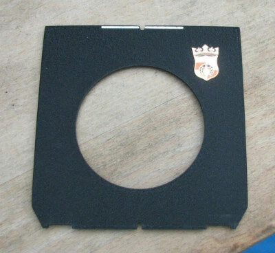 genuine Wista & Linhof fit Lens board  with 59mm centre hole - Image 1 of 3