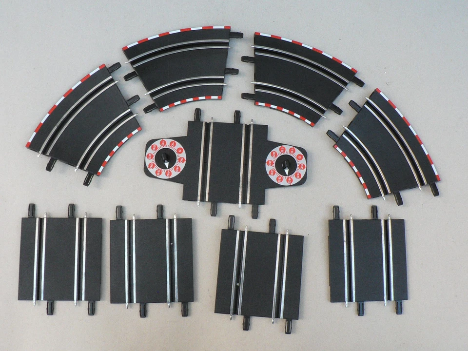 4 Kurventeile 61612 Courbe Raide + 4 Court Droit + Compte-Tours Carrera Go - Photo 1/1