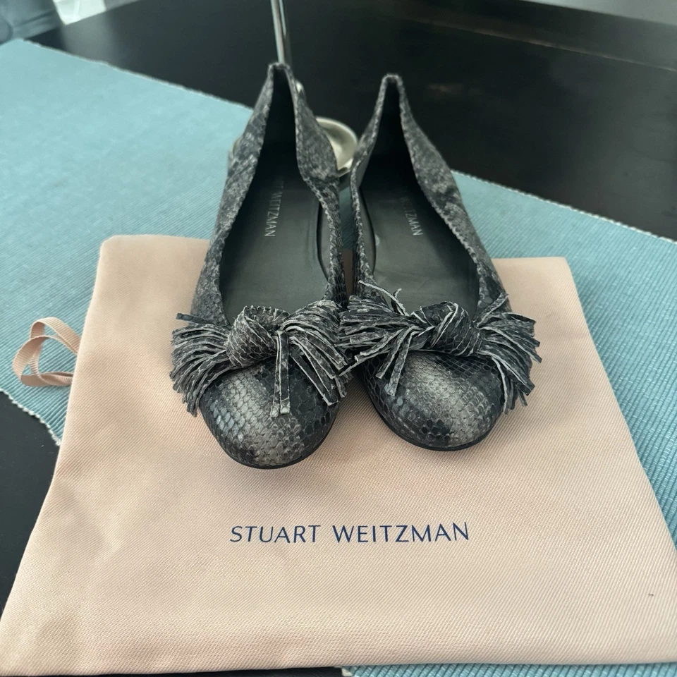 Zapatos planos para mujer Stuart Weitzman negros texturizados talla 8,5 Foto 1 de 4