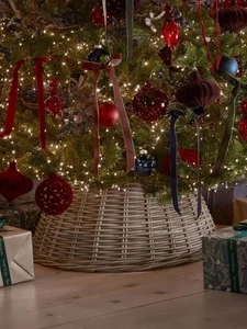 Cox And Cox Rattan Christmas Tree Ring Unused - Picture 1 of 4