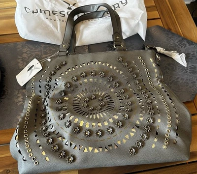 Cartera para mujer china de lavandería gris dorada con correa para el hombro Foto 1 de 4