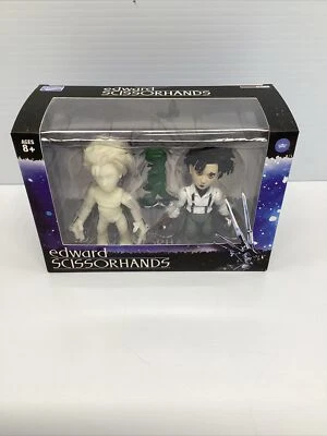 Paquete de 2 figuras Edward Scissorhands Proto Chase Brilla en la Oscuridad Foto 1 de 4