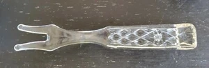 Utensilio tenedor de ensalada de vidrio de la depresión vintage 10" grabado y patrón de diamante - Imagen 1 de 5