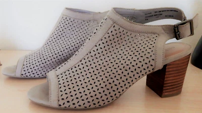 BASS Woman's Shoes Tan Man Made Suede 3" Heel Open Toe Slingback Sandals 8.5 M - Image 1 of 4