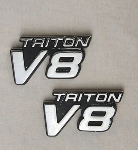 99-04 Ford F250 F-250 F350 F-350 Triton V8 Emblem Front Fender Badge Logo OEM - Bild 1 von 2