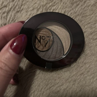 No7 Stay perfect Trio Eye Shadow Palette Shade BRONZE RARE New & Sealed FREEPOST - Image 1 of 3