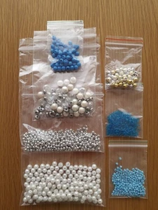 Assortment of Jewellery Making Beads - Picture 1 of 5
