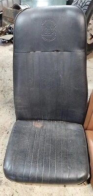 Jeep Wrangler CJ5 CJ7 CJ8 OEM ASIENTO NEGRO Vinilo 76-86 NECESITA AMOR ENVÍO GRATUITO Foto 1 de 4