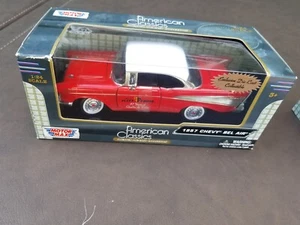 Motormax American classics 1957 Chevy Belair 1/24 Mils Fleet farm Exclusive - Picture 1 of 5
