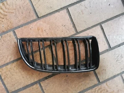 Rejilla Delantera BMW 3er E90 E91 Limo Touring Negro Derecho - Imagen 1 de 4
