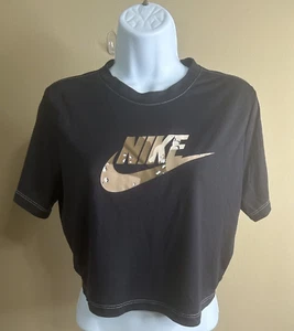 NIKE WOMEN’S SHORT SLEEVE CROP TOP BLACK (LARGE) - DZ3111 080 - Picture 1 of 10